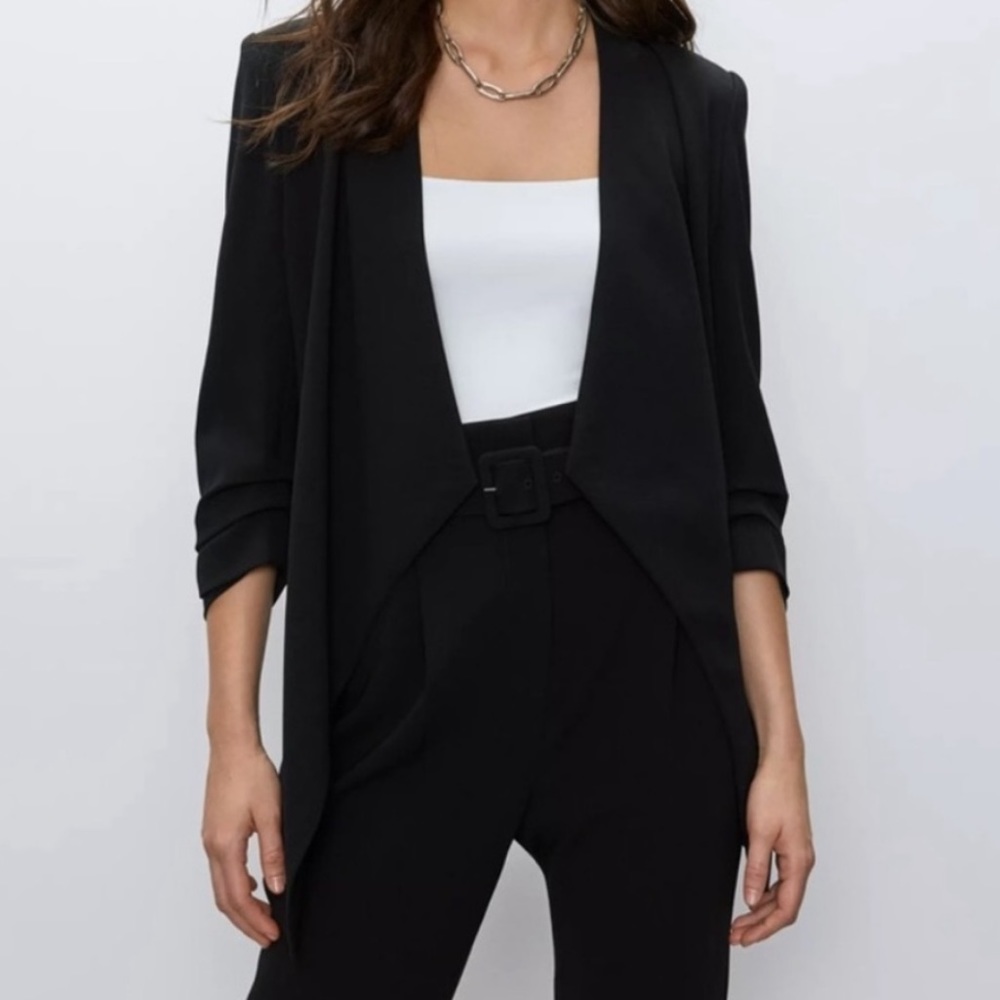 Aritzia Babaton OpenFront Blazer